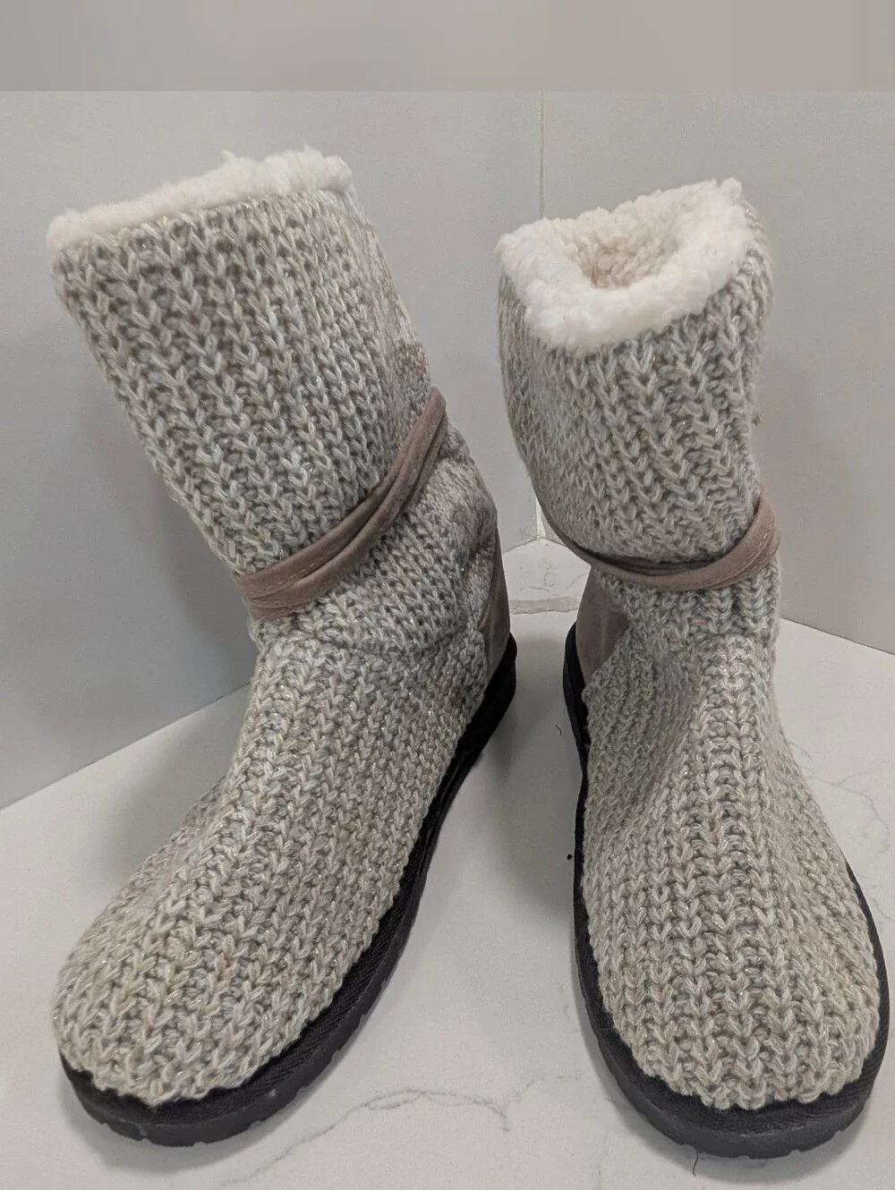 MUK LUKS Women's Size 11 Gray Knit Faux Fur Lined Winter Ankle Boots Cozy Warmth